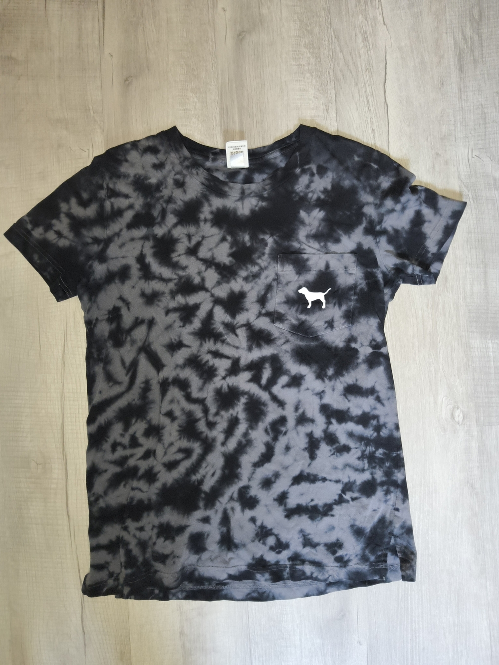 PINK Victoria's Secret Black & Gray Tie-Dye Pocket Tee